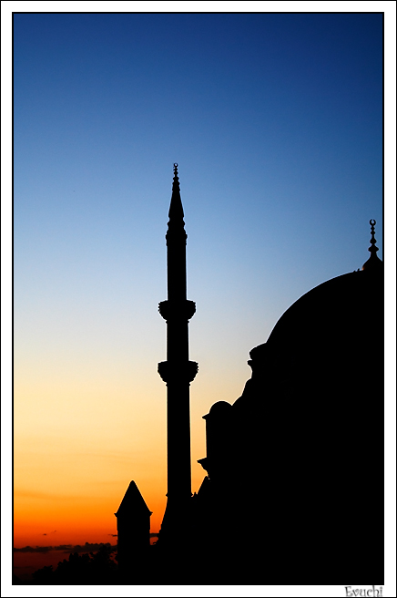 Nuruosmaniye CamiÃ­
Keywords: Turquia Estambul Mezquita atardecer